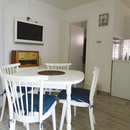 Apartments Petar - 30 M From Sandy Beach Nin Exterior foto